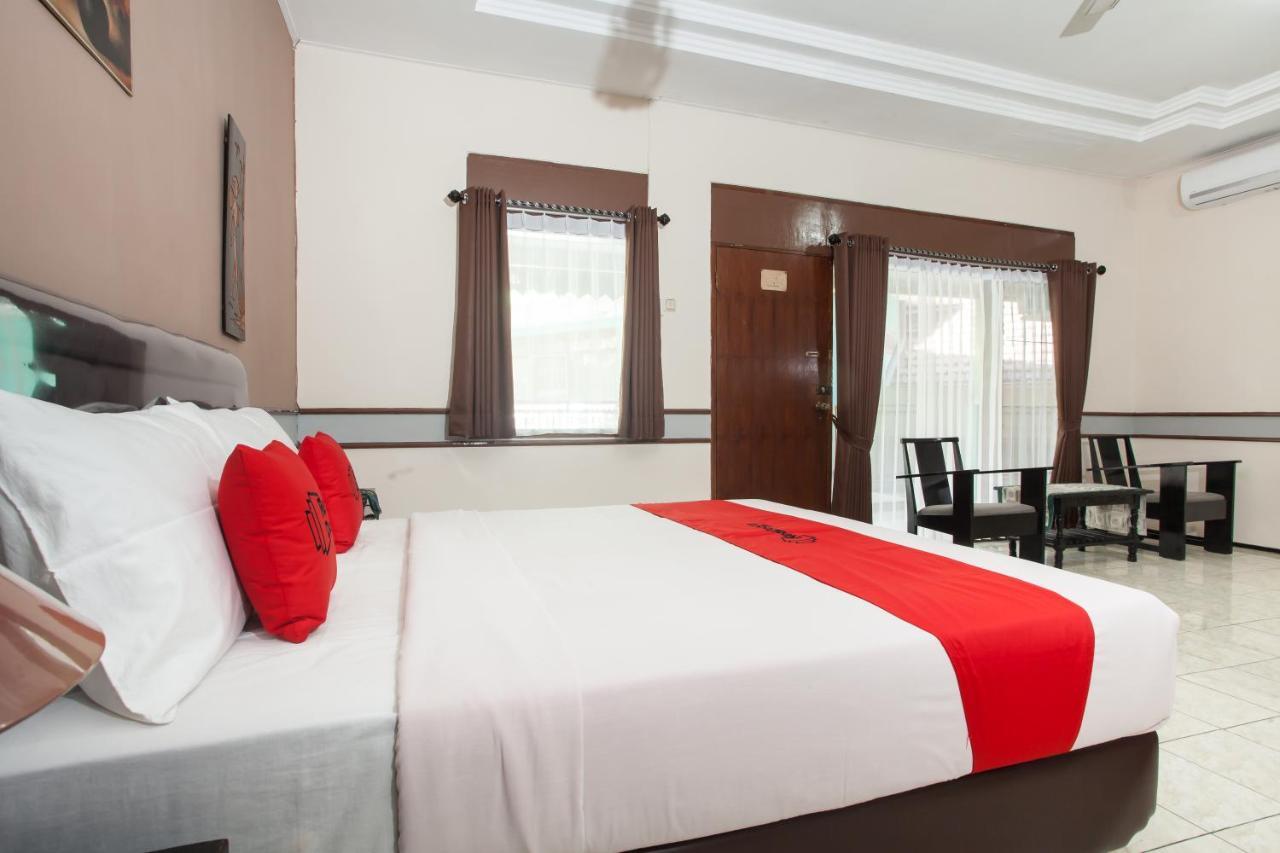 Reddoorz Near Balai Kota Malang Hotel Екстериор снимка