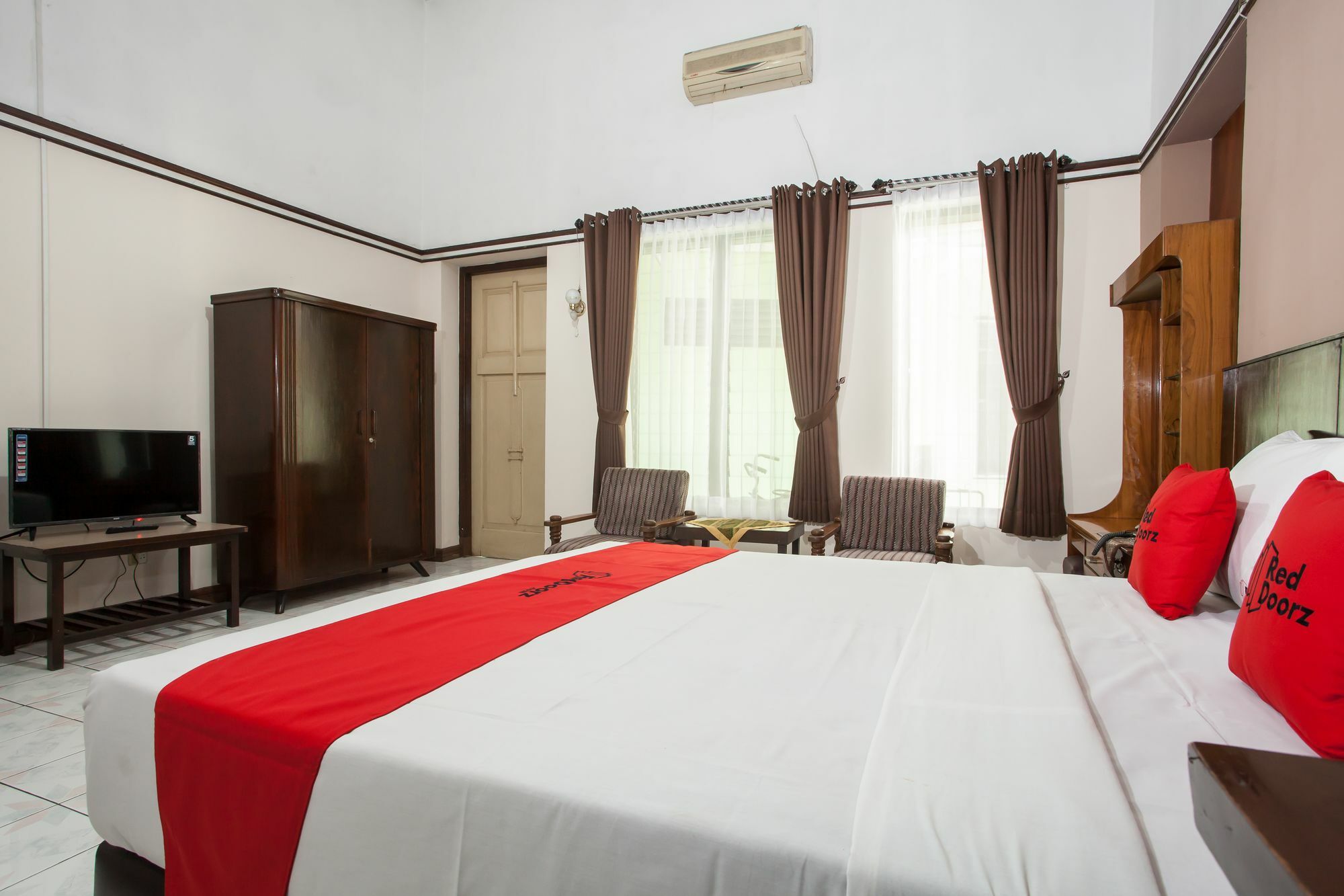 Reddoorz Near Balai Kota Malang Hotel Екстериор снимка